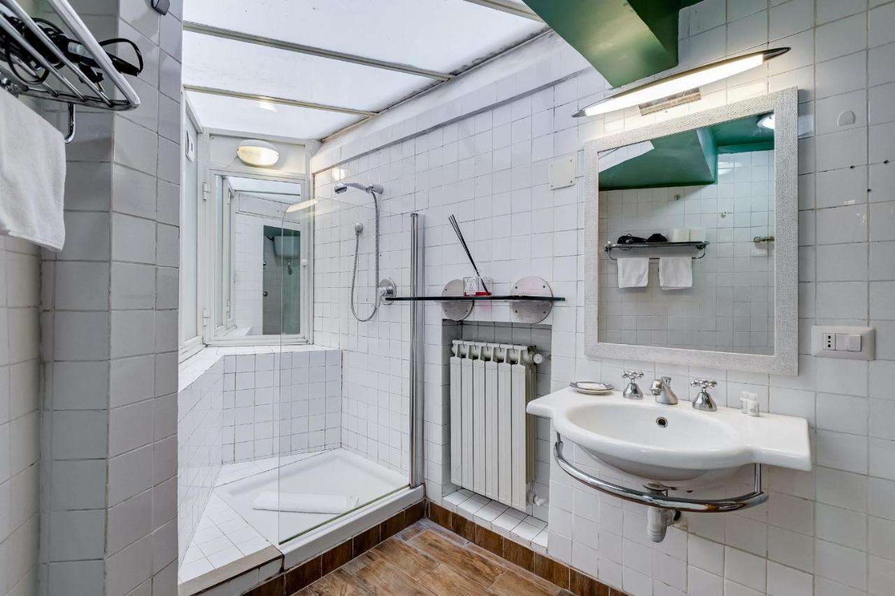 Vivilo Collection - Spanish Steps Macelli Apt With Private Terrace Rome Bagian luar foto